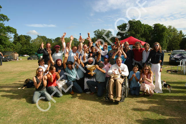 2003 GC Hildon cheering